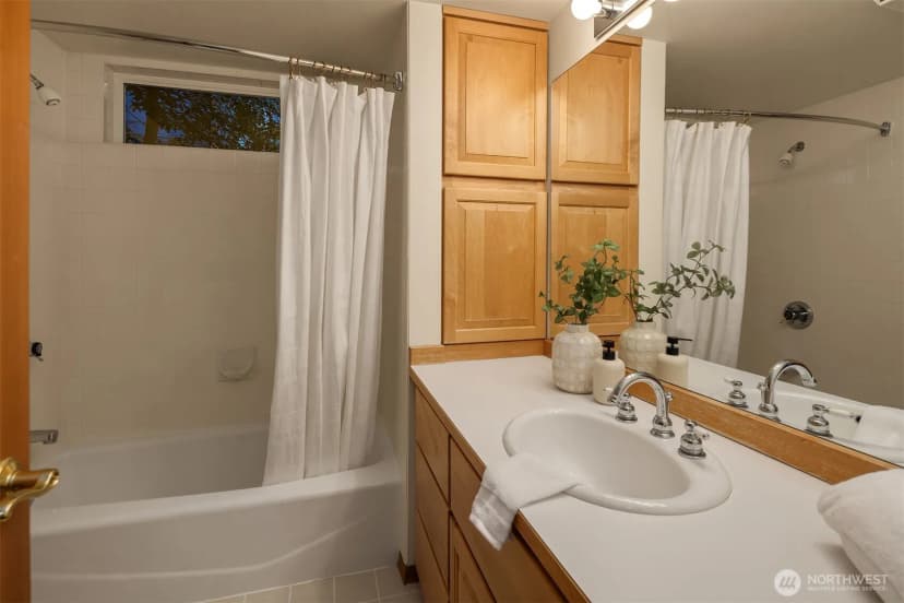 Property photo for 2861 Sw 171st Street, Burien photo 27