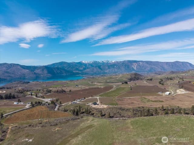 Property photo for 562 Chelan Ranch Road, Chelan photo 4