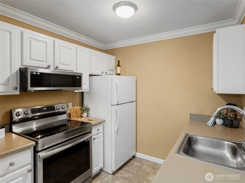 Property photo for 31500 33rd Place Sw #g202, Federal Way photo 11