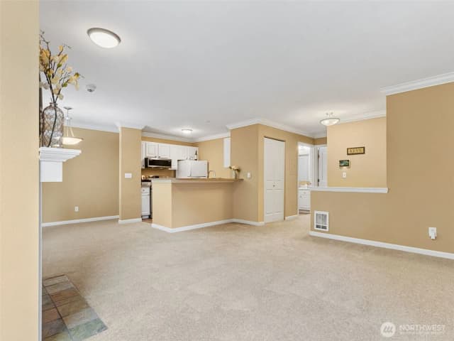 Property photo for 31500 33rd Place Sw #g202, Federal Way photo 5