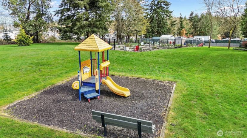 Property photo for 31500 33rd Place Sw #g202, Federal Way photo 30