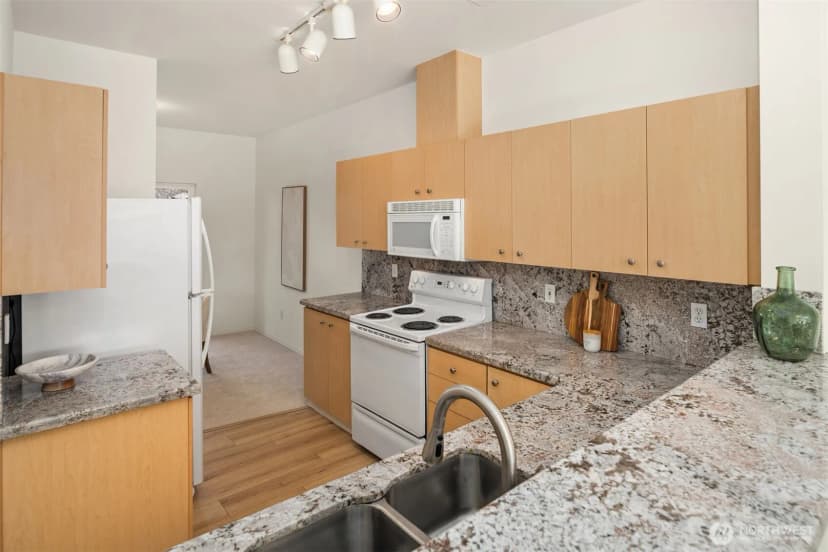 Property photo for 17421 1st Lane Ne #104, Duvall photo 6