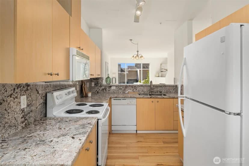 Property photo for 17421 1st Lane Ne #104, Duvall photo 5