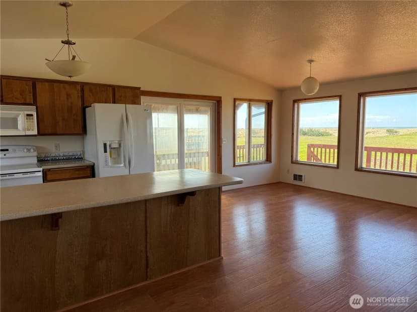 Property photo for 30011 G Street, Ocean Park photo 16