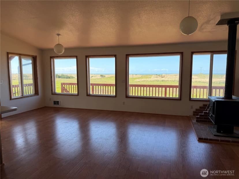 Property photo for 30011 G Street, Ocean Park photo 21