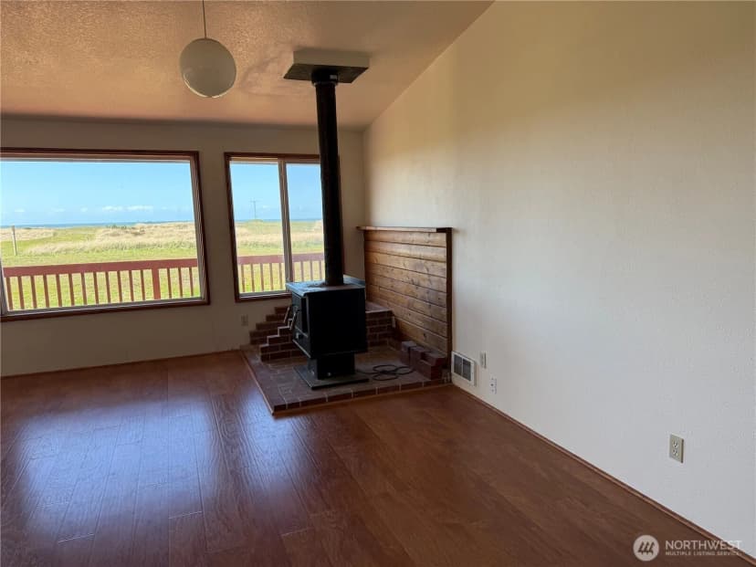 Property photo for 30011 G Street, Ocean Park photo 20