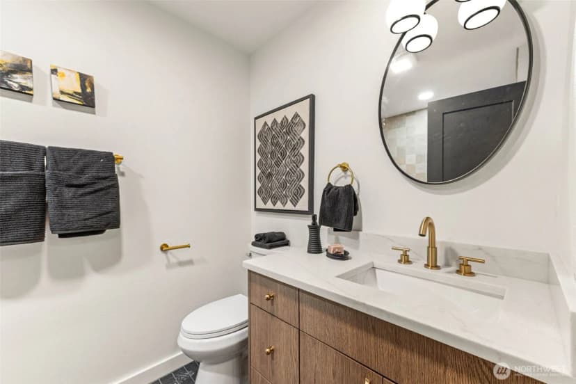 Property photo for 15817 Se Newport Way, Bellevue photo 18