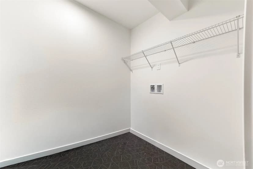 Property photo for 15817 Se Newport Way, Bellevue photo 26
