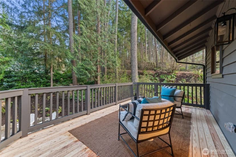 Property photo for 15817 Se Newport Way, Bellevue photo 11