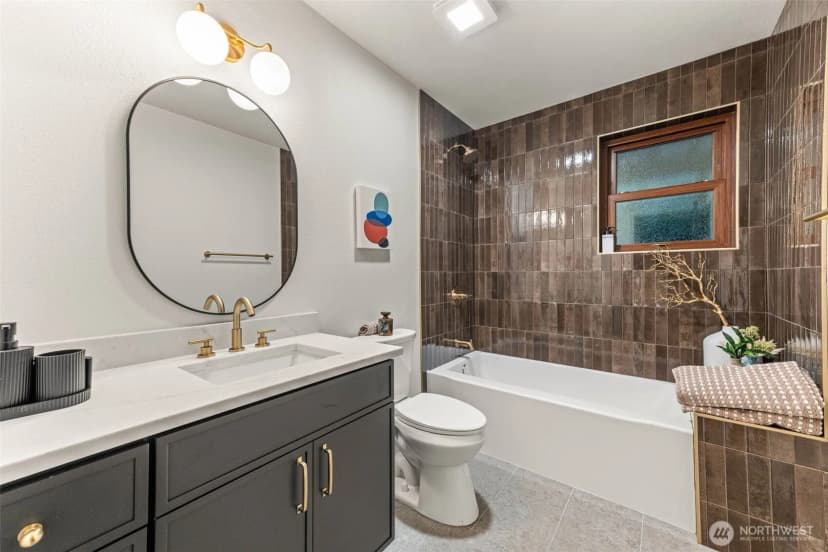 Property photo for 15817 Se Newport Way, Bellevue photo 24