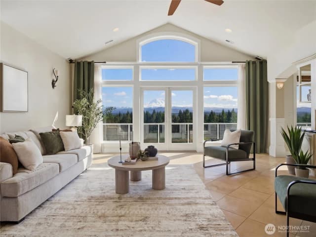 Property photo for 2510 Cascade Drive E, Roy photo 4