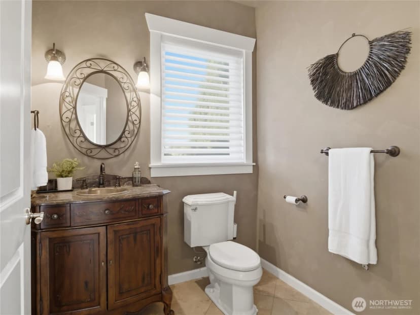 Property photo for 2510 Cascade Drive E, Roy photo 25