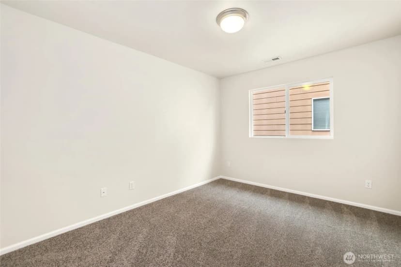 Property photo for 3916 61st Avenue E, Fife photo 21
