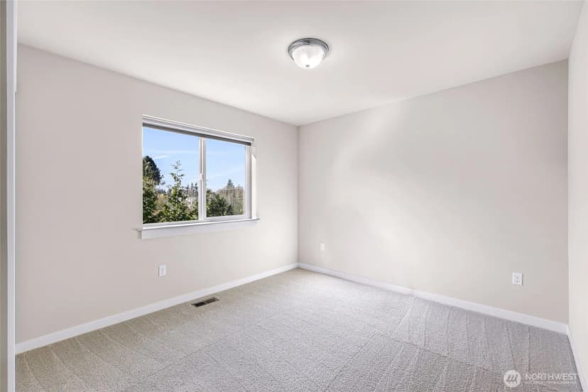 Property photo for 4808 Hunttings Lane, Mukilteo photo 27