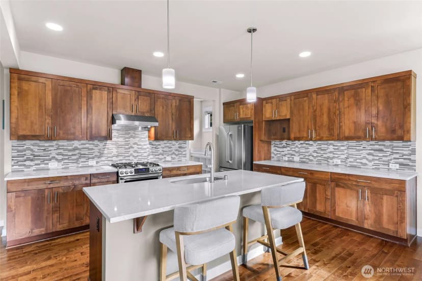 Property photo for 4808 Hunttings Lane, Mukilteo photo 11