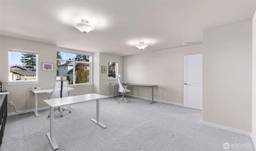 Property photo for 4808 Hunttings Lane, Mukilteo photo 24