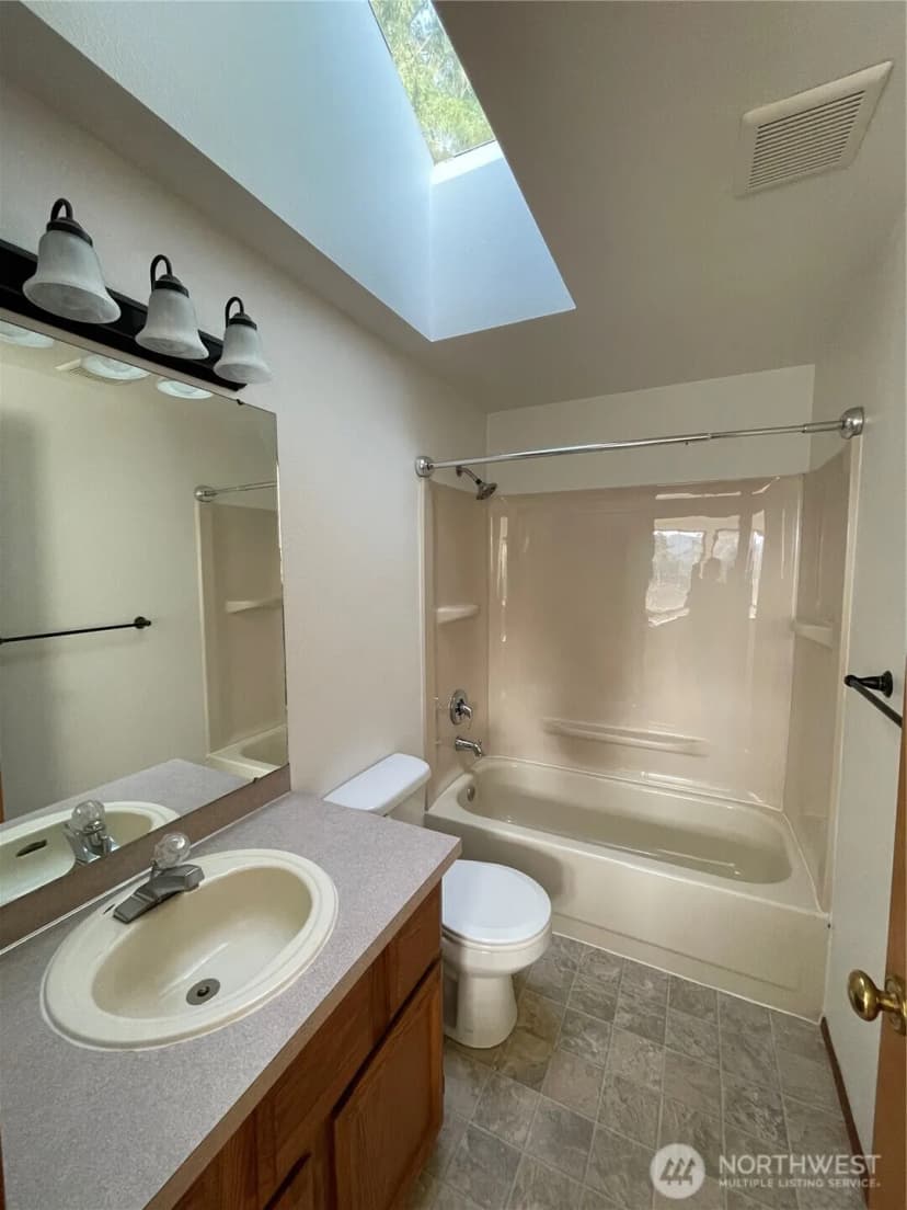 Property photo for 7016 Osprey Circle, Bremerton photo 22