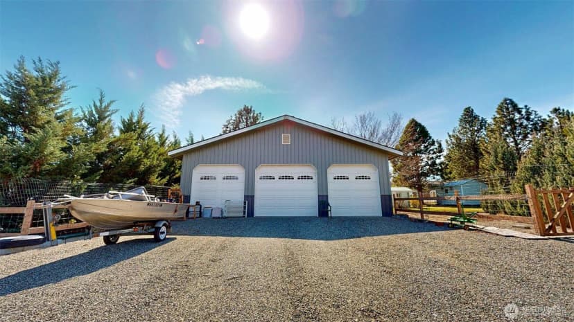 Property photo for 16 River Overlook Street, Omak photo 30