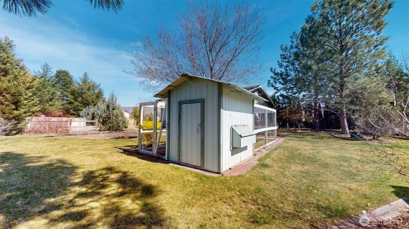 Property photo for 16 River Overlook Street, Omak photo 34