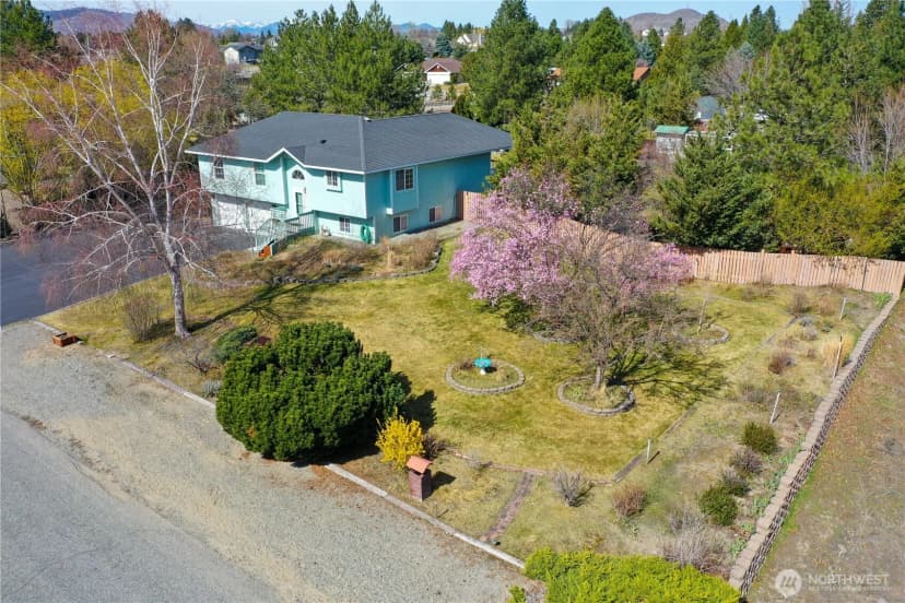 Property photo for 16 River Overlook Street, Omak photo 3