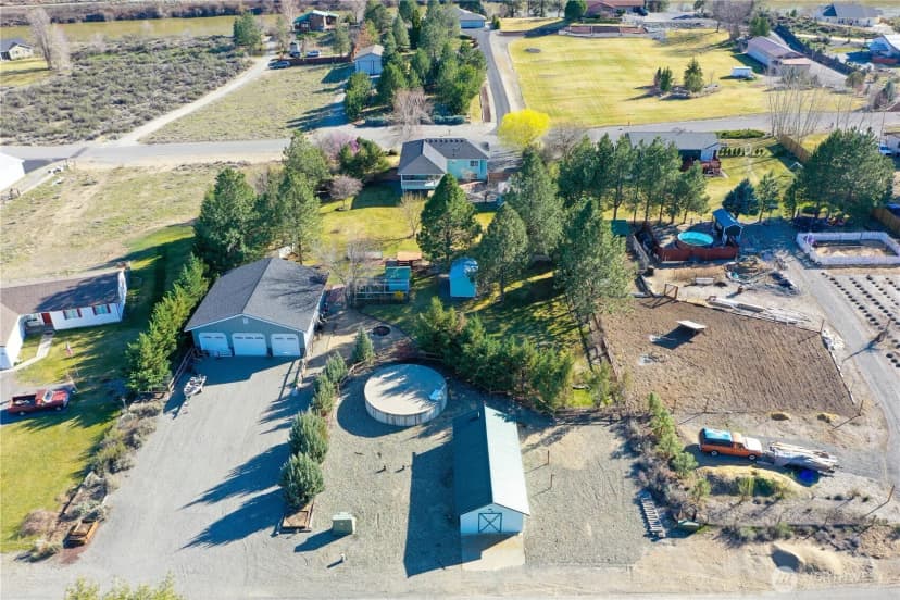 Property photo for 16 River Overlook Street, Omak photo 32