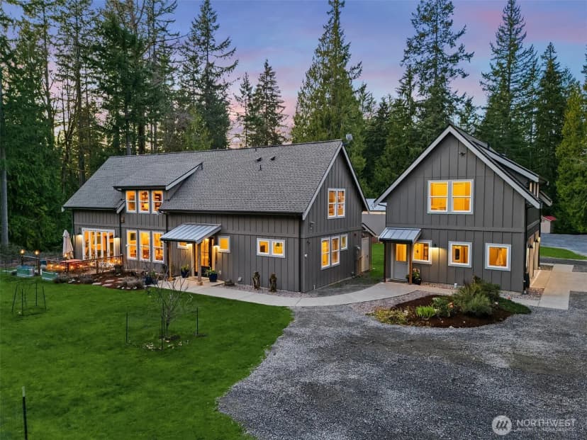 Property photo for 41224 Se 71st Street, Snoqualmie photo 2