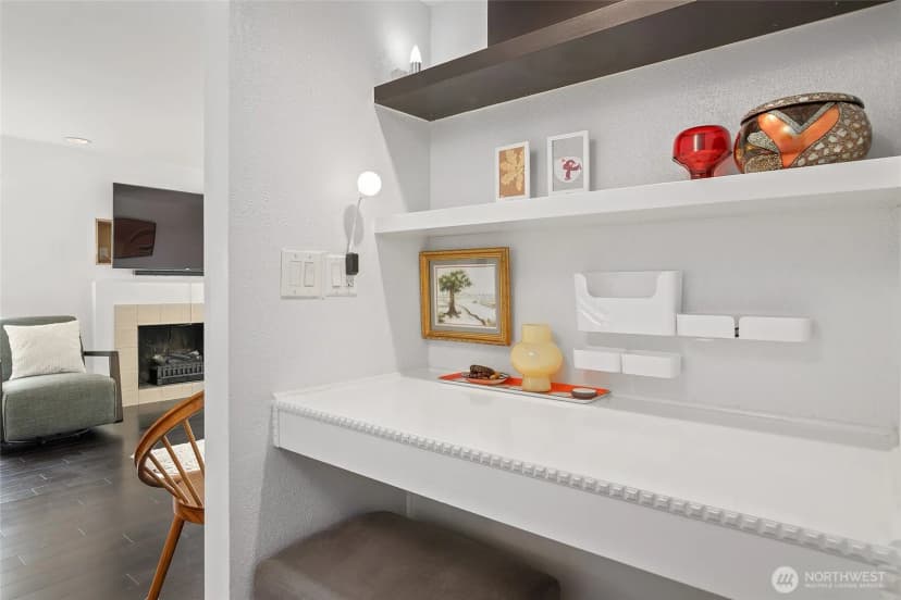 Property photo for 135 N 46th Street #101, Seattle photo 21