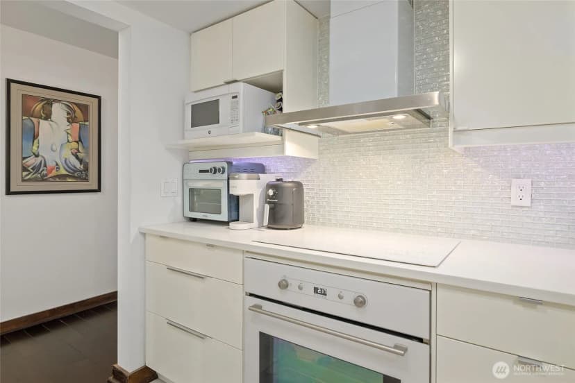 Property photo for 135 N 46th Street #101, Seattle photo 6