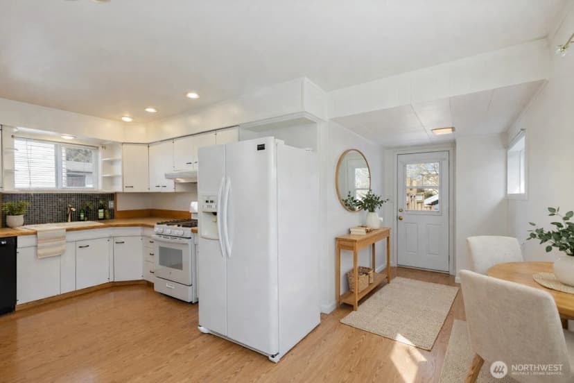 Property photo for 1740 4th Street, Bremerton photo 9