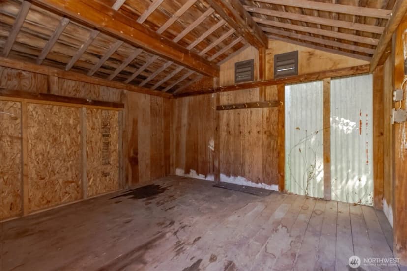 Property photo for 11834 8th Avenue S, Seattle photo 31