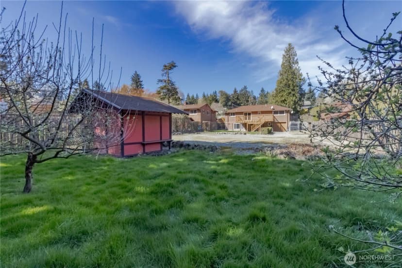Property photo for 11834 8th Avenue S, Seattle photo 29