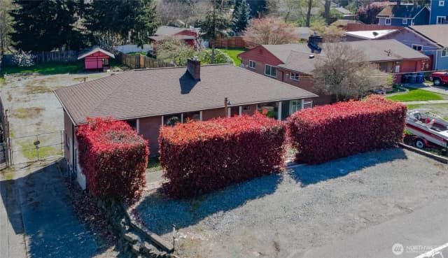 Property photo for 11834 8th Avenue S, Seattle photo 4