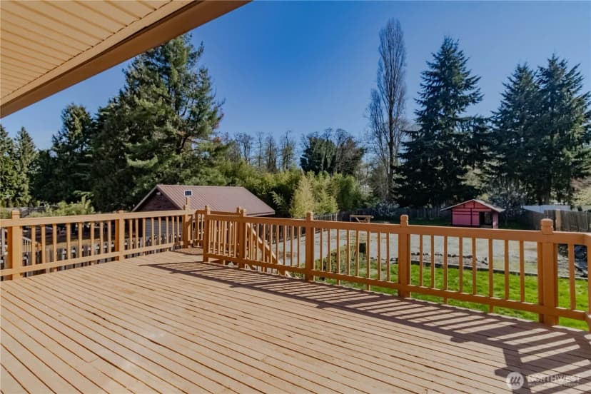 Property photo for 11834 8th Avenue S, Seattle photo 24