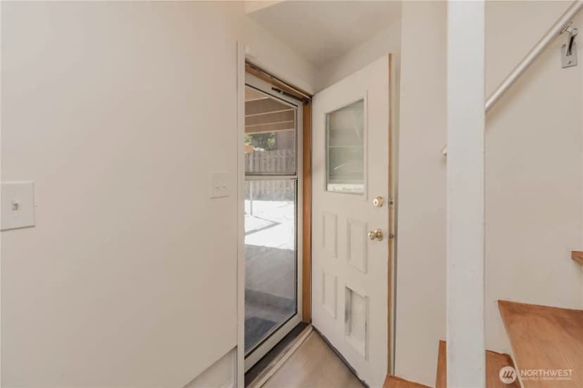 Property photo for 11834 8th Avenue S, Seattle photo 16