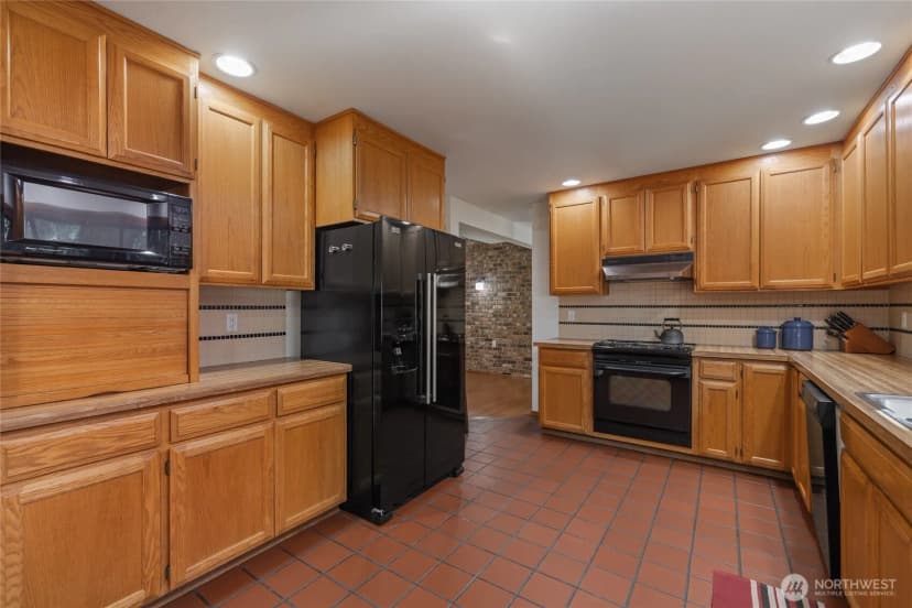 Property photo for 323 Keach Court, Steilacoom photo 14