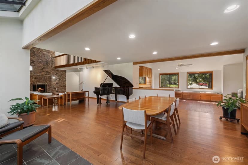 Property photo for 323 Keach Court, Steilacoom photo 11