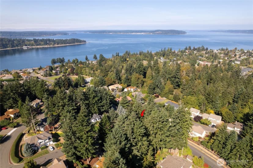 Property photo for 323 Keach Court, Steilacoom photo 35
