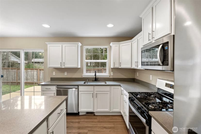 Property photo for 19107 17th Street Ct Sw, Lakebay photo 9