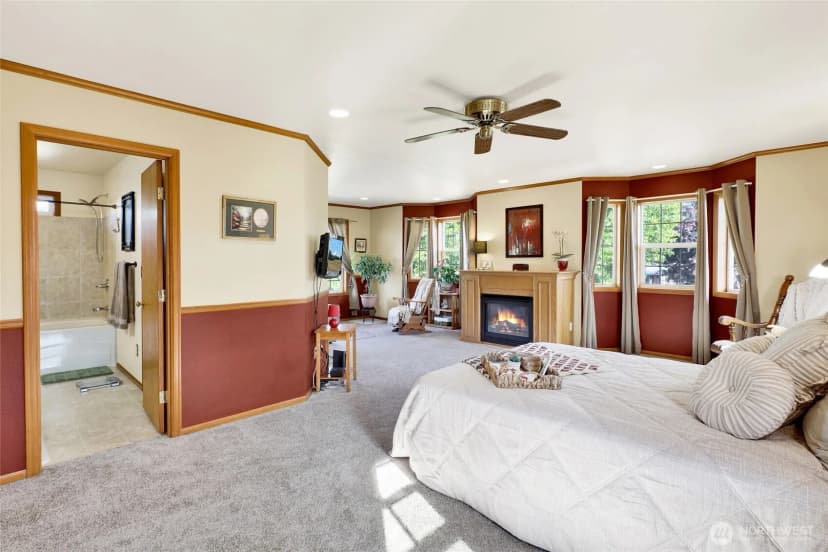 Property photo for 1048 Edgewater Lane, Lynden photo 17