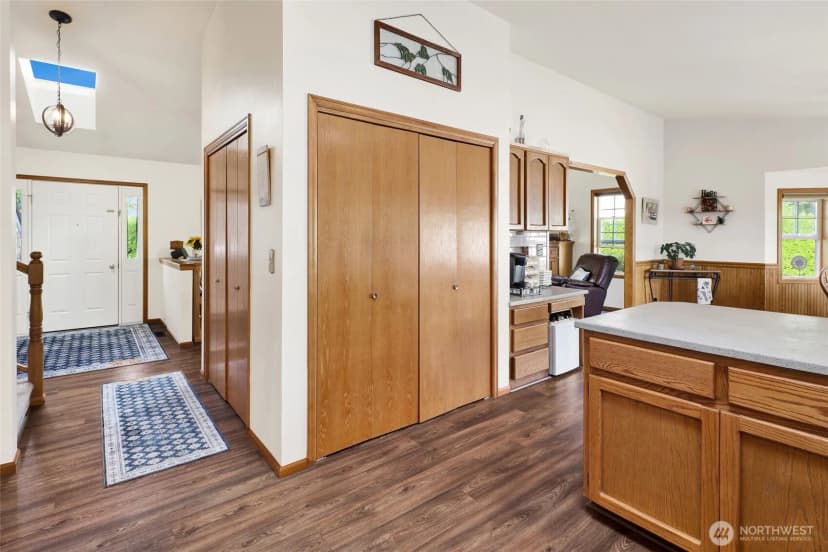 Property photo for 1048 Edgewater Lane, Lynden photo 13