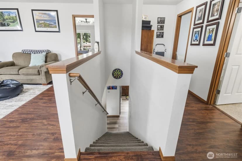 Property photo for 1804 Harborview Drive, Aberdeen photo 11