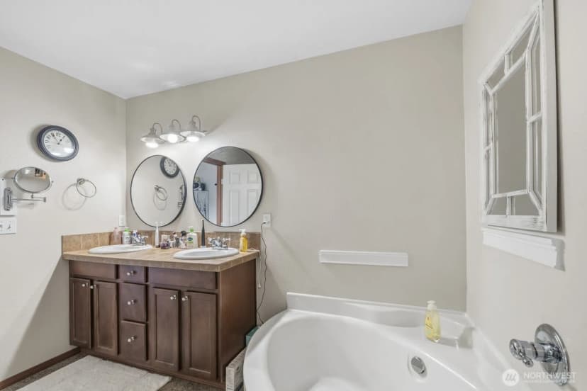 Property photo for 1804 Harborview Drive, Aberdeen photo 18