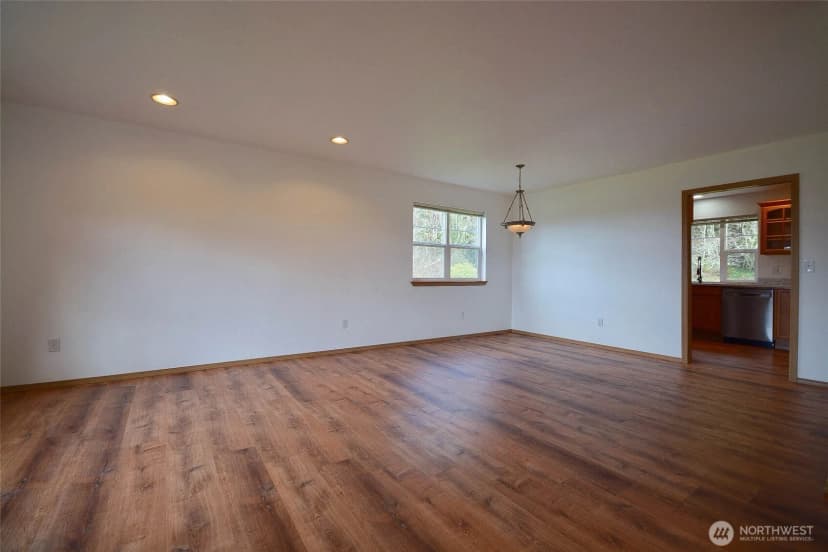 Property photo for 9715 381st St E #a, Eatonville photo 10