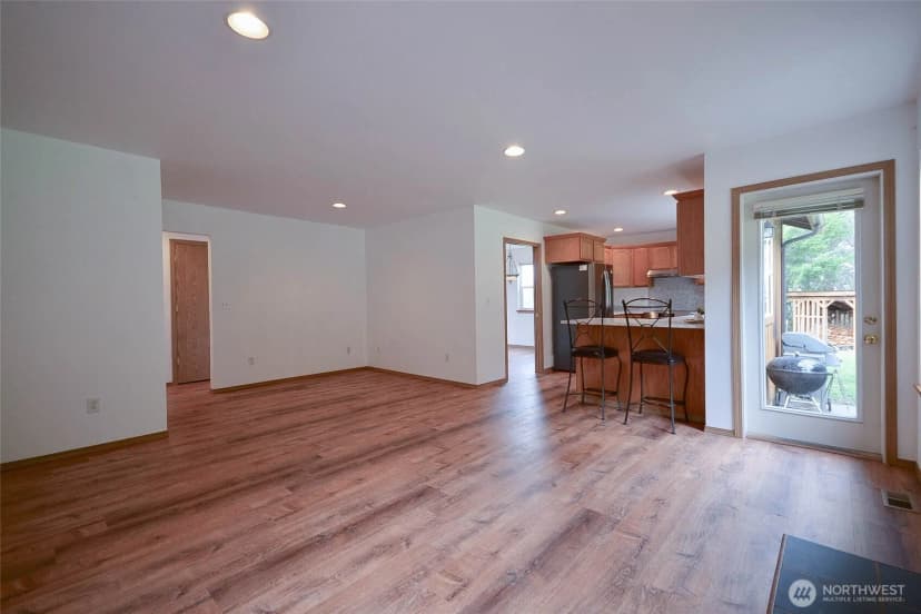 Property photo for 9715 381st St E #a, Eatonville photo 14