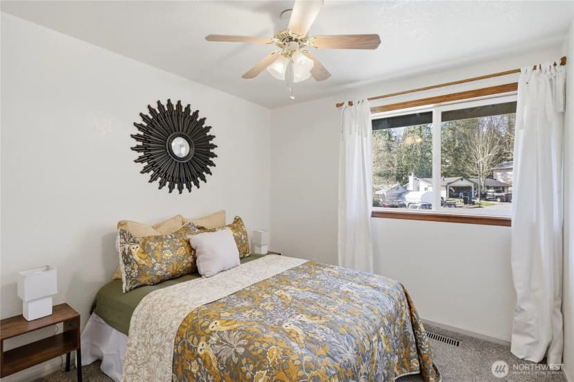 Property photo for 1050 Ne Coco Court, Bremerton photo 13