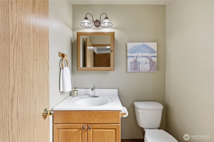 Property photo for 1050 Ne Coco Court, Bremerton photo 8