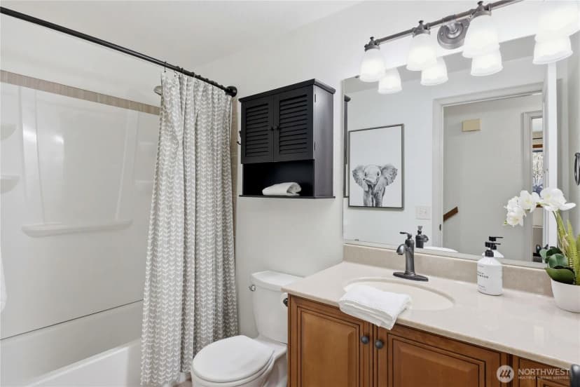Property photo for 1050 Ne Coco Court, Bremerton photo 15
