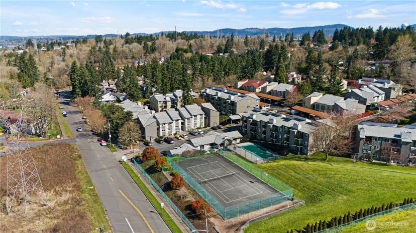 Property photo for 2020 Grant Avenue S #a303, Renton photo 16