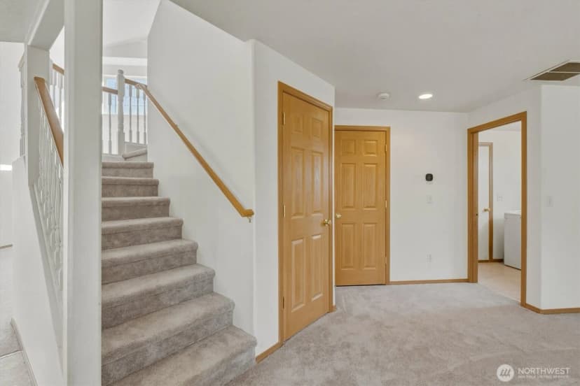 Property photo for 1061 40th Street, Washougal photo 4