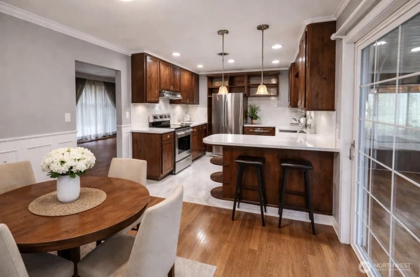 Property photo for 8811 Wildwood Avenue Sw, Lakewood photo 15